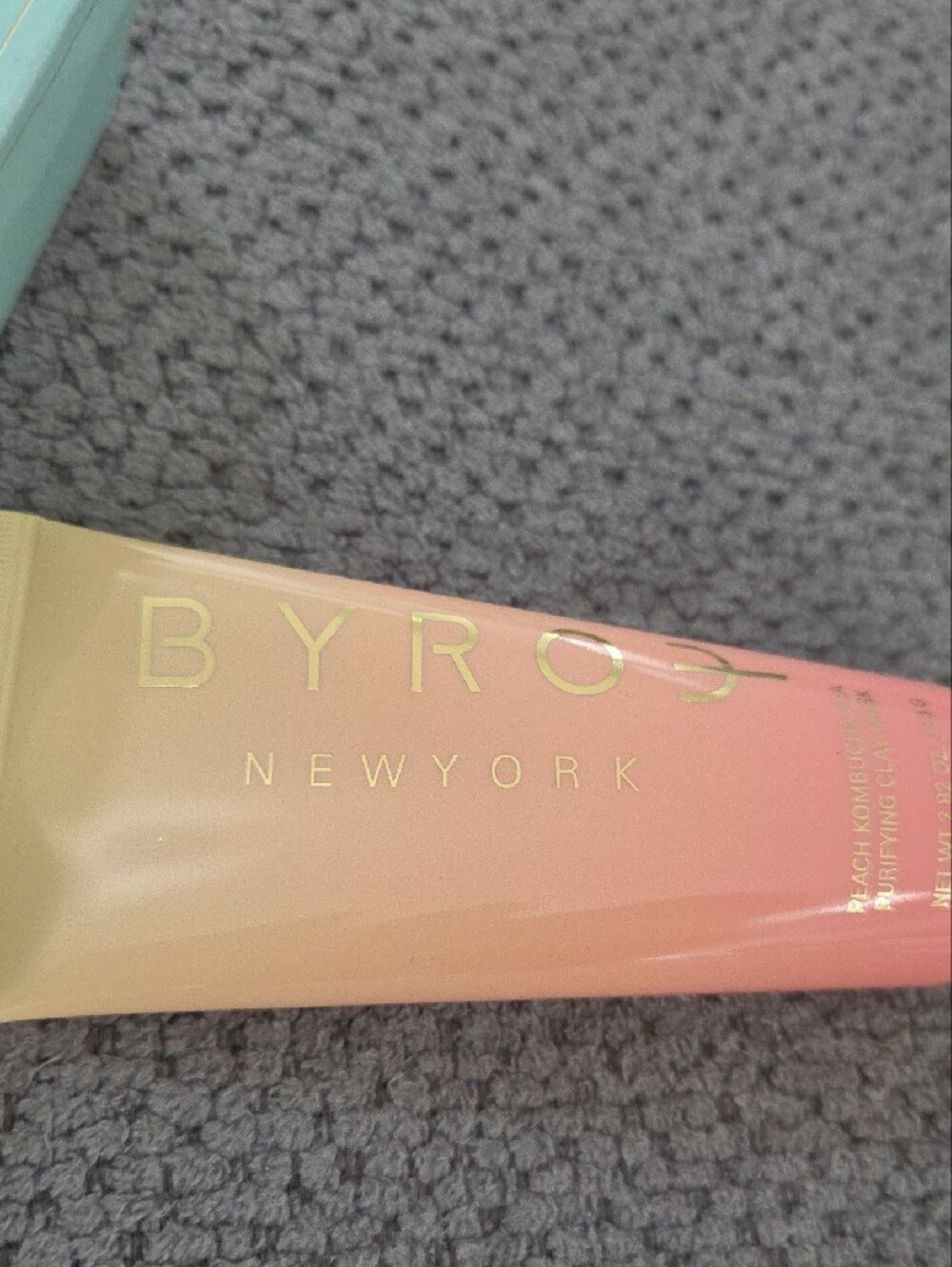 Byröy Peach Clay Mask — Peach Pink Purifying Mask Full Size - Picture 6 of 6